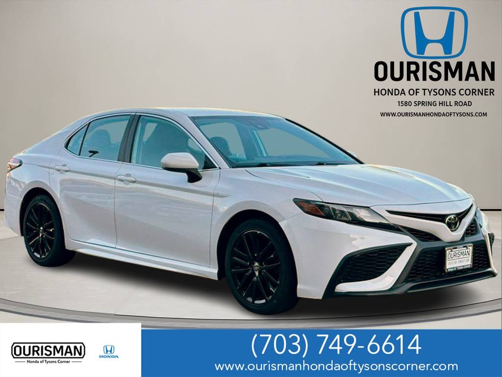 2021 Toyota Camry SE — Sedan — 29,763 mi — Vienna, VA