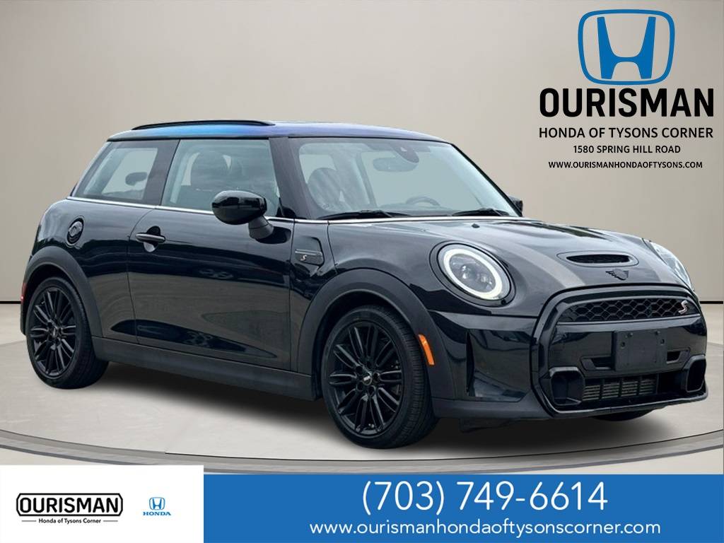 2023 MINI Hardtop Cooper S Classic — Hatchback — 40,167 mi — Vienna, VA