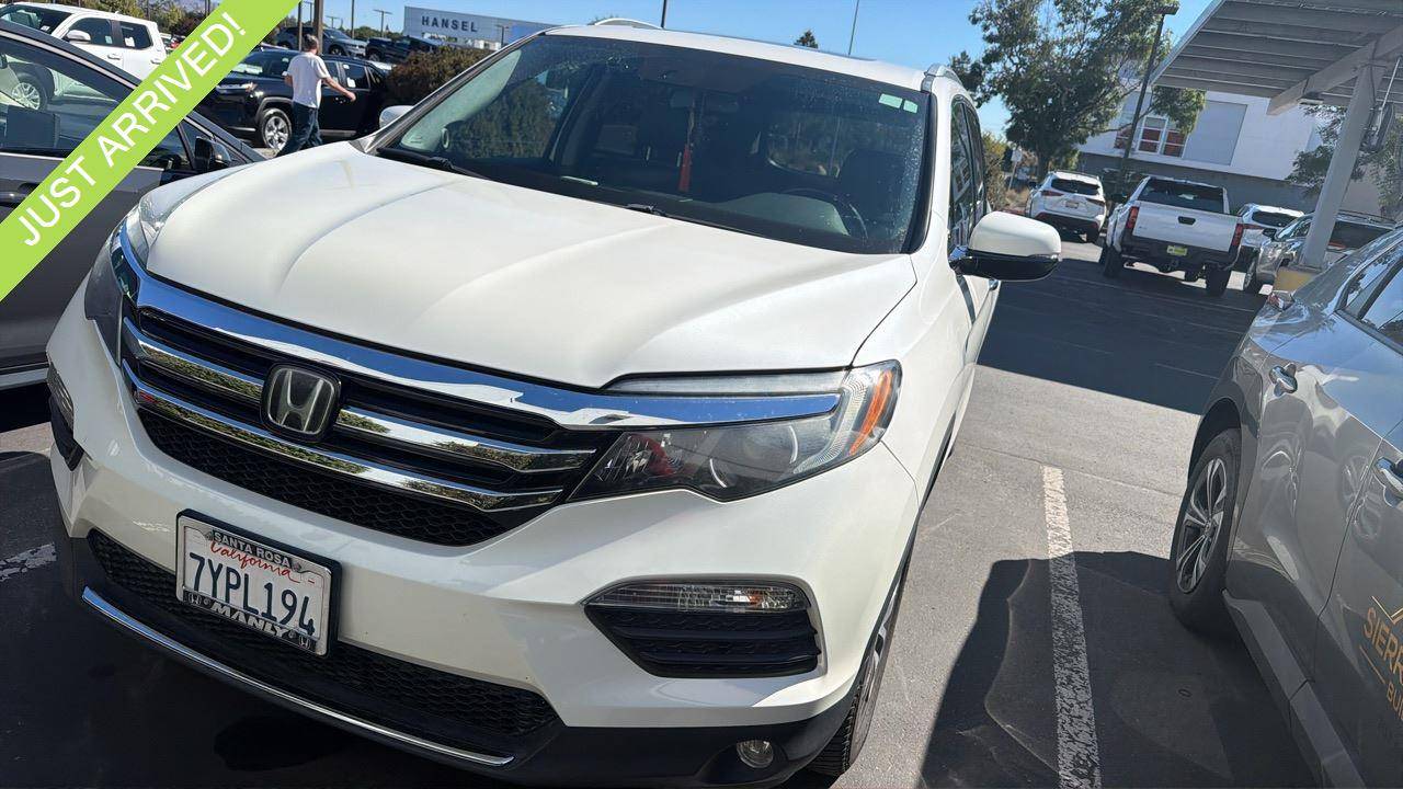 2017 Honda Pilot Touring — SUV — 44,470 mi — Petaluma, CA
