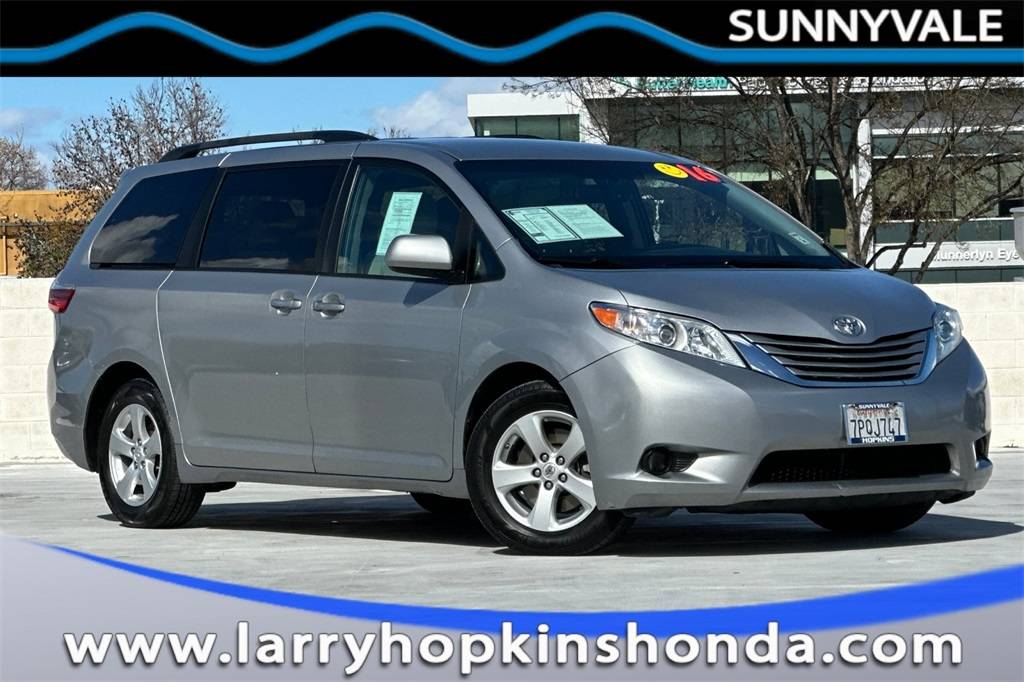 2016 Toyota Sienna LE — Minivan — 116,706 mi — Sunnyvale, CA