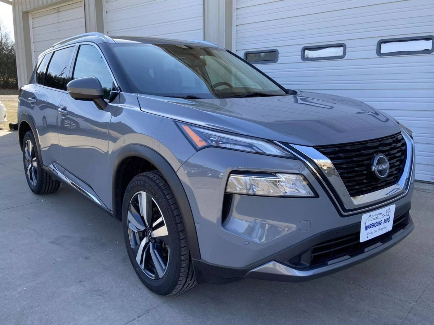 2023 Nissan Rogue SL — SUV — 51,115 mi — Swisher, IA