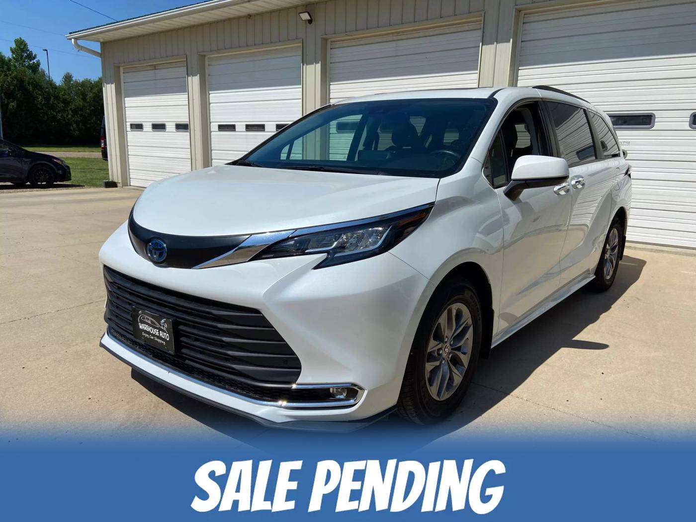 2022 Toyota Sienna XLE — Minivan — 60,595 mi — Swisher, IA