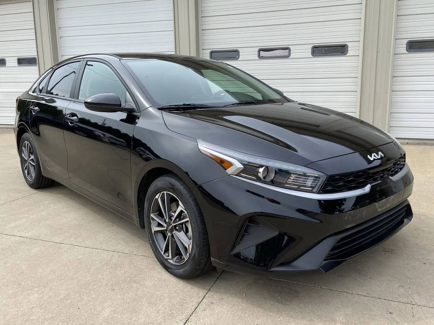 2023 Kia Forte LXS — Sedan — 57,664 mi — Swisher, IA