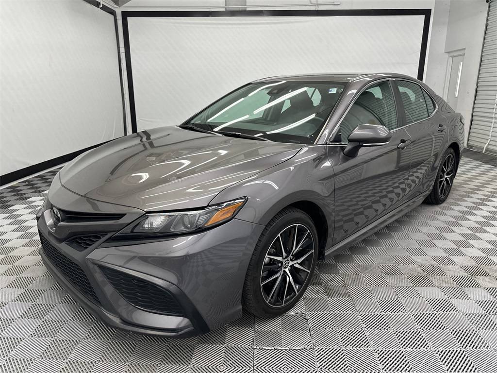 2023 Toyota Camry SE — Sedan — 49,802 mi — Hoover, AL