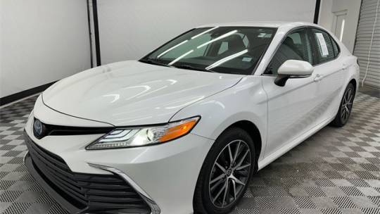 2022 Toyota Camry Hybrid XLE — Sedan — 69,367 mi — Hoover, AL