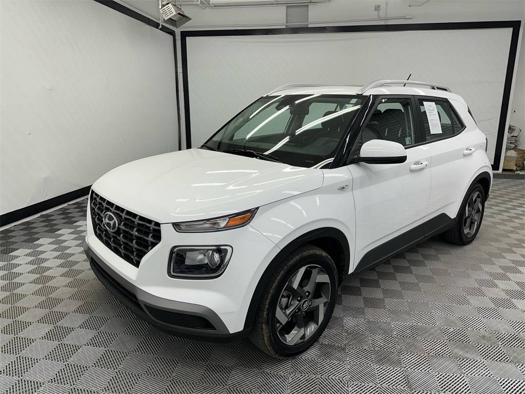 2024 Hyundai Venue SEL — SUV — 9,361 mi — Hoover, AL