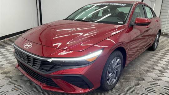2024 Hyundai Elantra SEL — Sedan — 16,299 mi — Hoover, AL