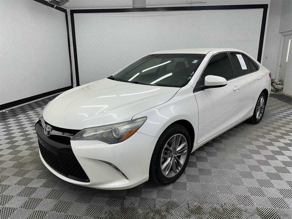 2016 Toyota Camry SE — Sedan — 127,141 mi — Hoover, AL