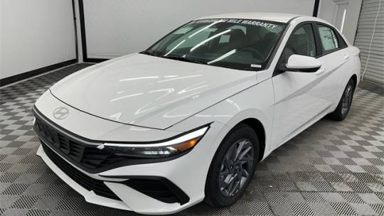 2024 Hyundai Elantra SEL — Sedan — 9,396 mi — Hoover, AL