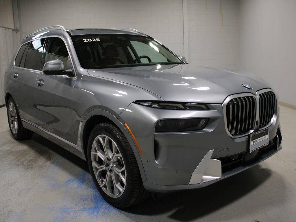 2025 BMW X7 40i — SUV — 11,688 mi — Darien, CT