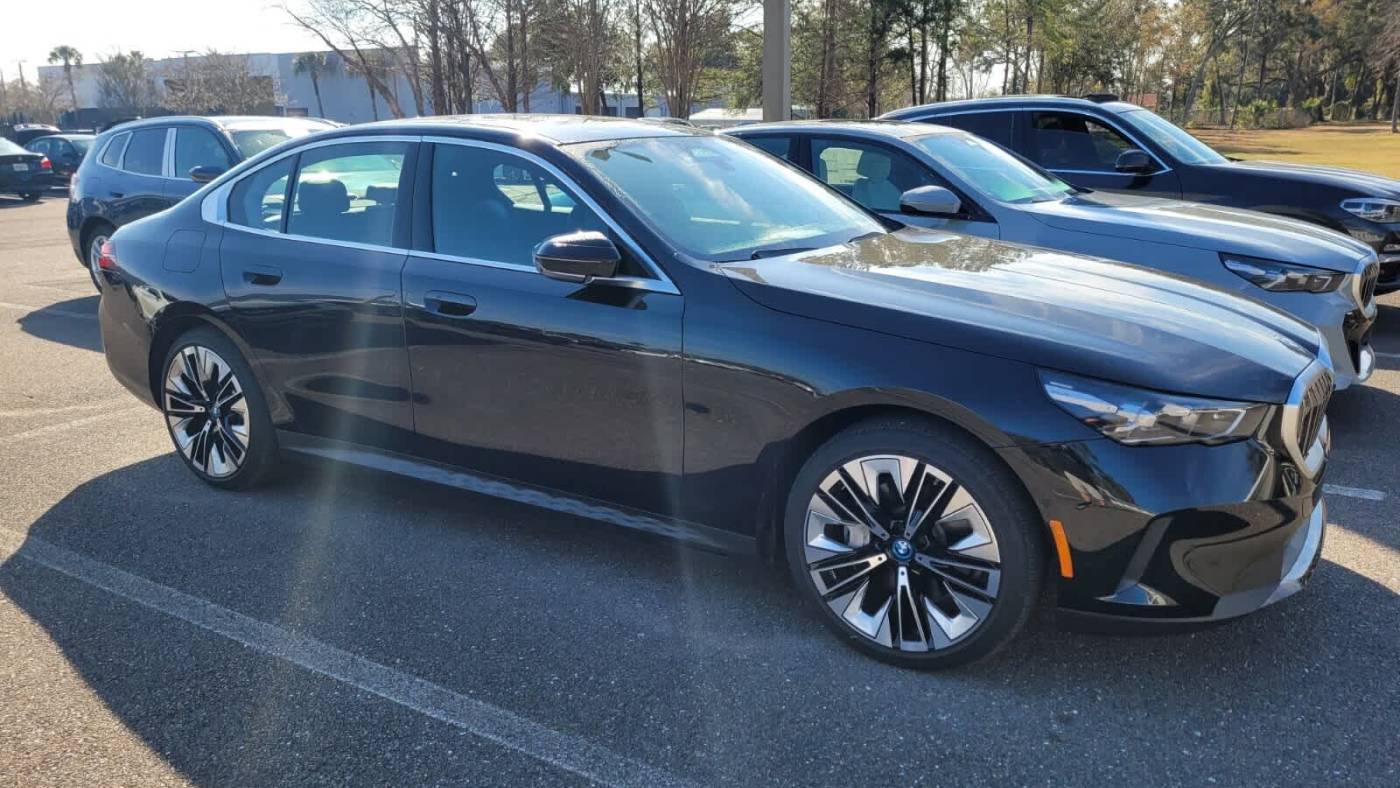 2024 BMW i5 eDrive40 — Sedan — 5,040 mi — Jacksonville, FL