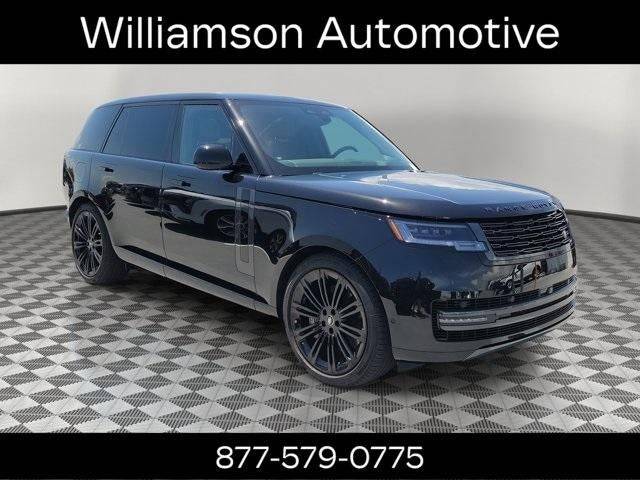 2025 Land Rover Range Rover SE — SUV — 5,179 mi — Miami, FL