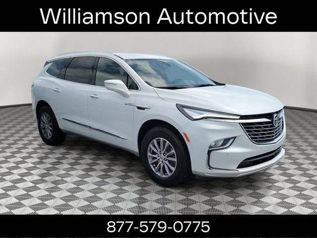 2023 Buick Enclave Essence — SUV — 13,896 mi — Miami, FL