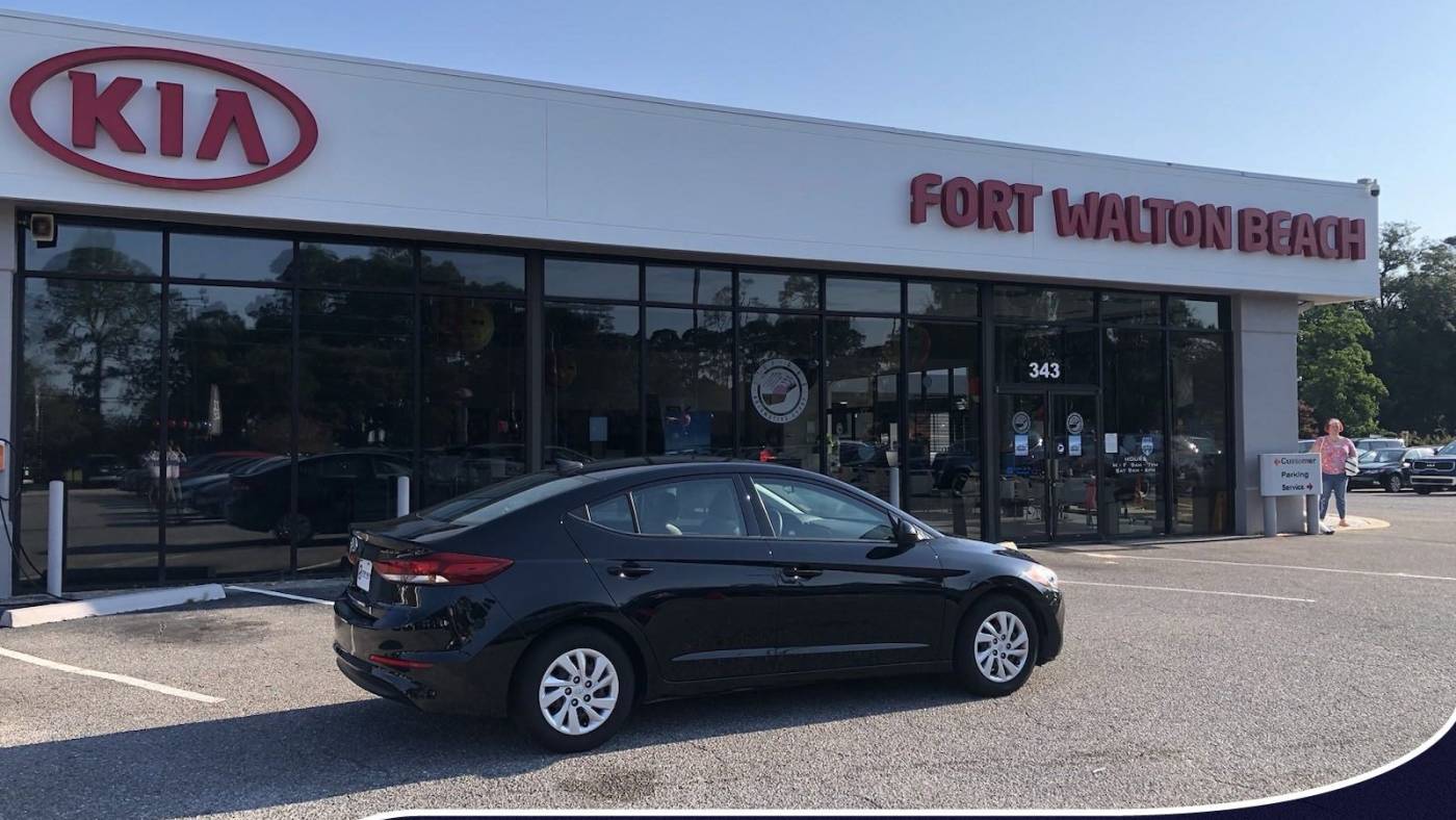 2017 Hyundai Elantra SE — Sedan — 145,290 mi — Ft. Walton Beach, FL