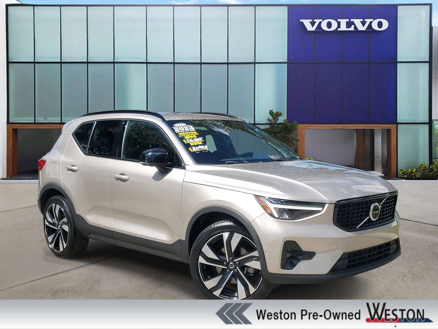 2023 Volvo XC40 Ultimate — SUV — 29,706 mi — Davie, FL
