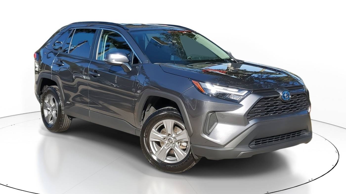 2024 Toyota RAV4 Hybrid LE — SUV — 16,076 mi — Davie, FL