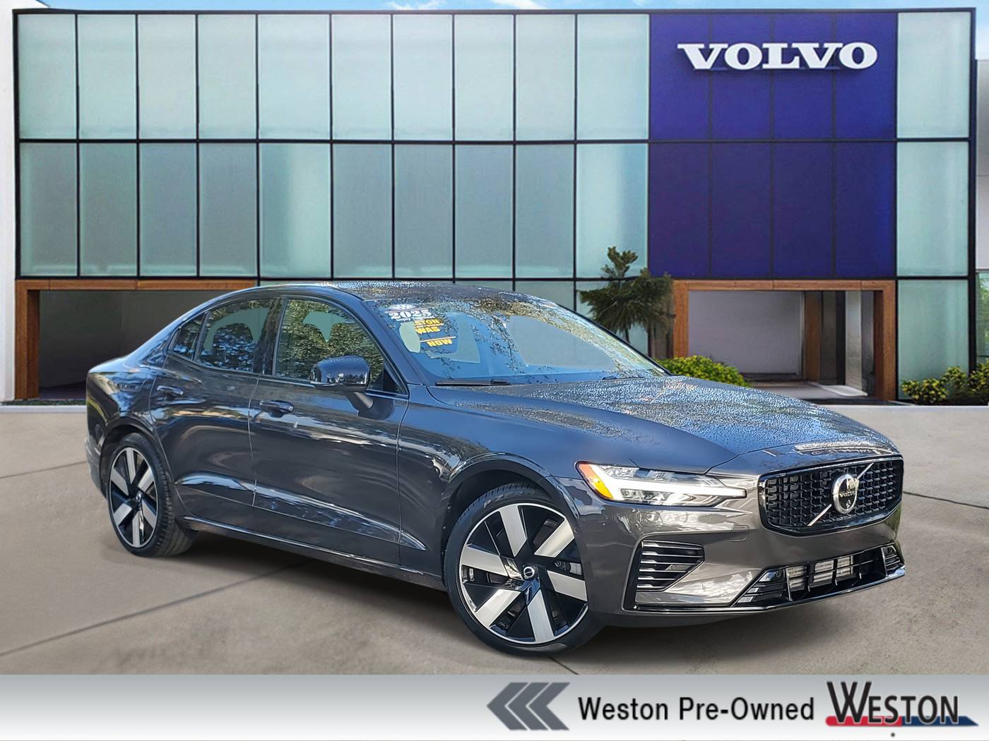2025 Volvo S60 Plug-In Hybrid Plus — Sedan — 16,469 mi — Davie, FL