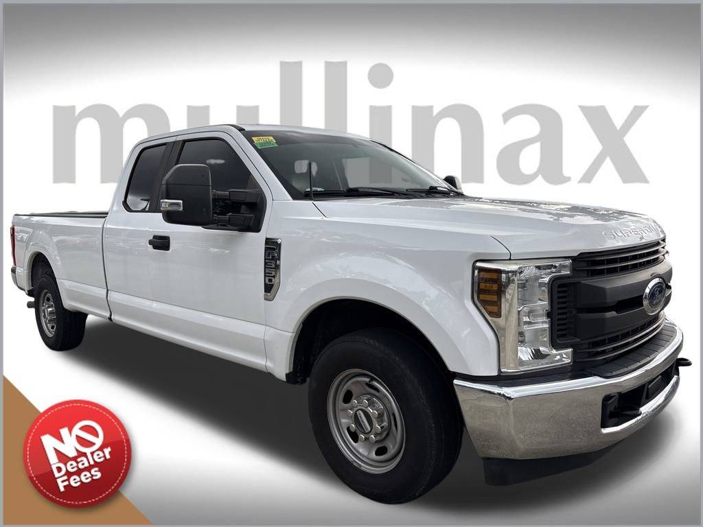 2018 Ford Super Duty F-350 XL — Pickup Truck — 121,651 mi — New Smyrna Beach, FL