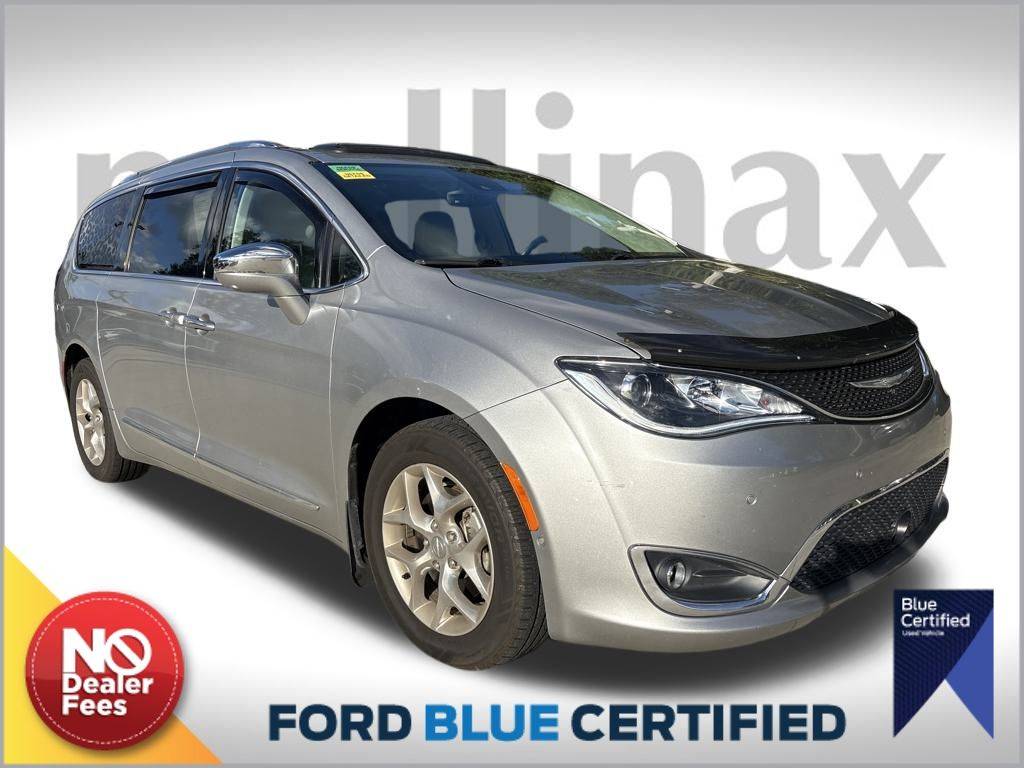2017 Chrysler Pacifica Limited — Minivan — 71,720 mi — New Smyrna Beach, FL