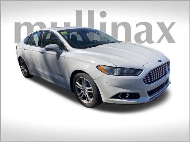 2015 Ford Fusion Hybrid Titanium — Sedan — 113,754 mi — New Smyrna Beach, FL