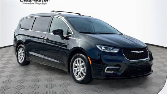 2022 Chrysler Pacifica Touring L — Minivan — 42,911 mi — Clearwater, FL