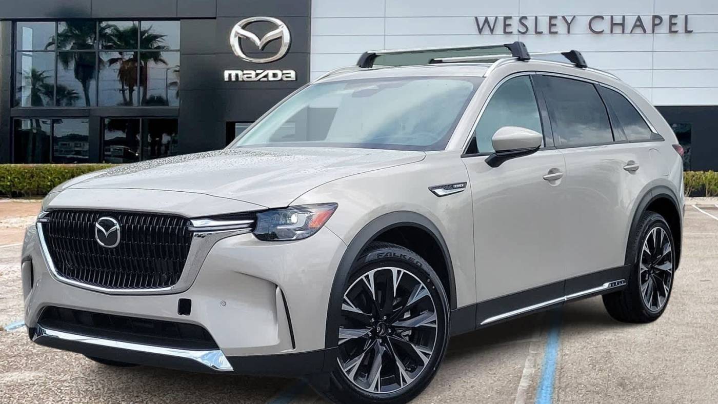 2024 Mazda CX-90 Plug-In Hybrid Premium — SUV — 6,143 mi — Wesley Chapel, FL