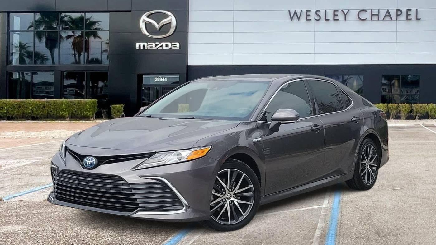 2021 Toyota Camry Hybrid XLE — Sedan — 53,885 mi — Wesley Chapel, FL
