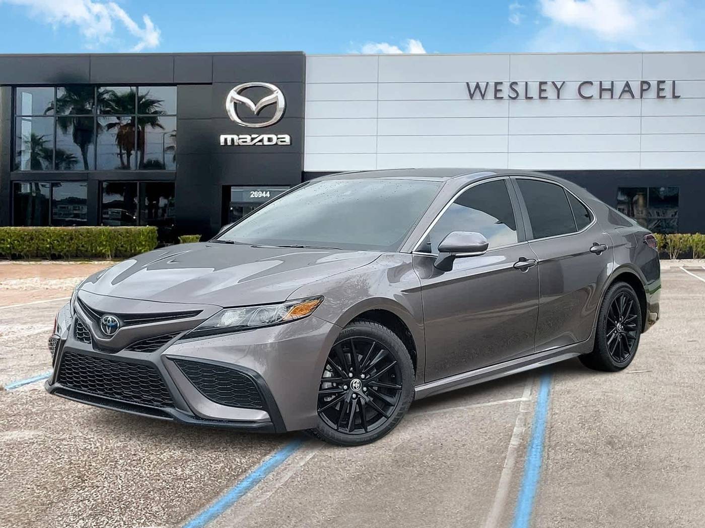 2023 Toyota Camry SE — Sedan — 41,852 mi — Wesley Chapel, FL