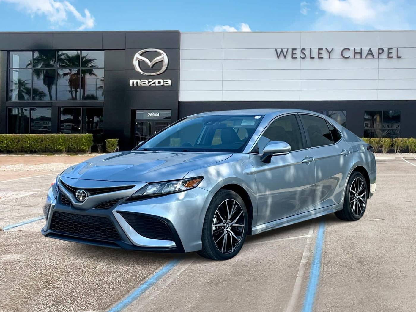 2023 Toyota Camry SE — Sedan — 38,121 mi — Wesley Chapel, FL
