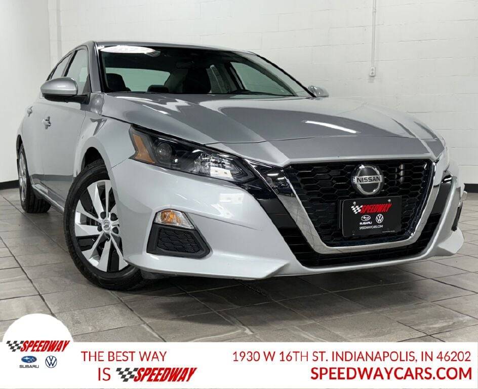 2022 Nissan Altima S — Sedan — 24,240 mi — Indianapolis, IN
