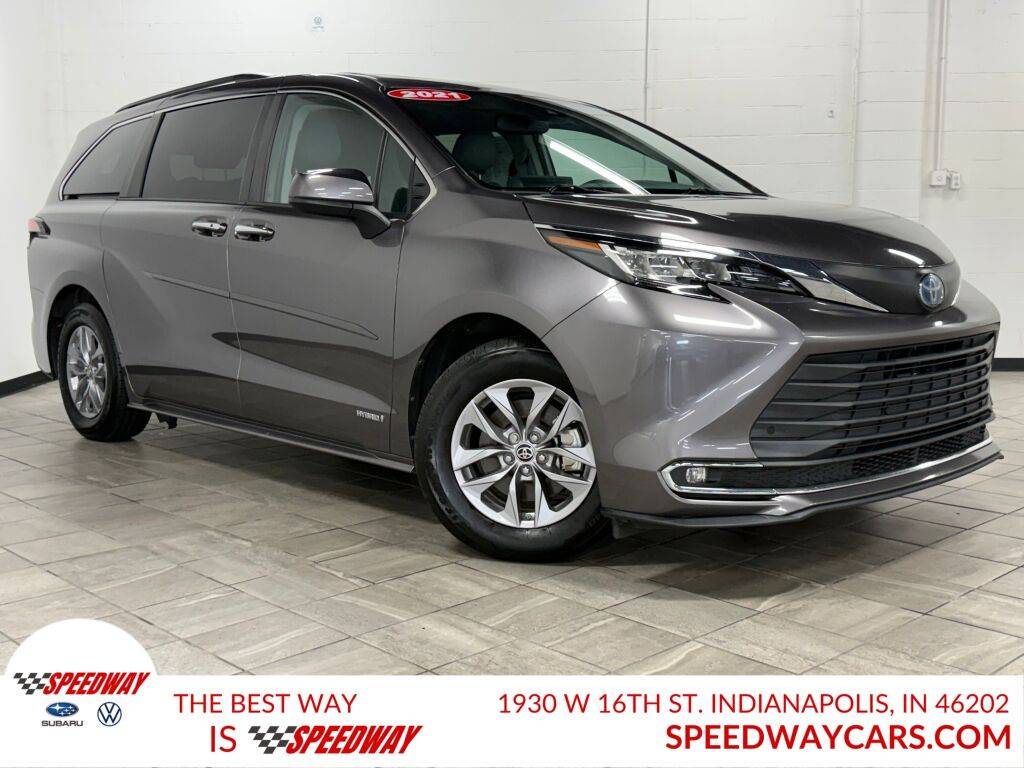 2021 Toyota Sienna XLE — Minivan — 71,928 mi — Indianapolis, IN
