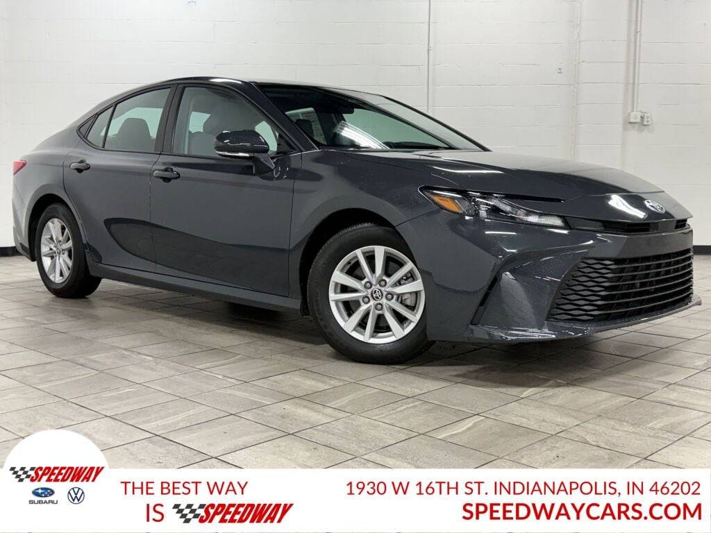 2025 Toyota Camry Hybrid LE — Sedan — 26,152 mi — Indianapolis, IN