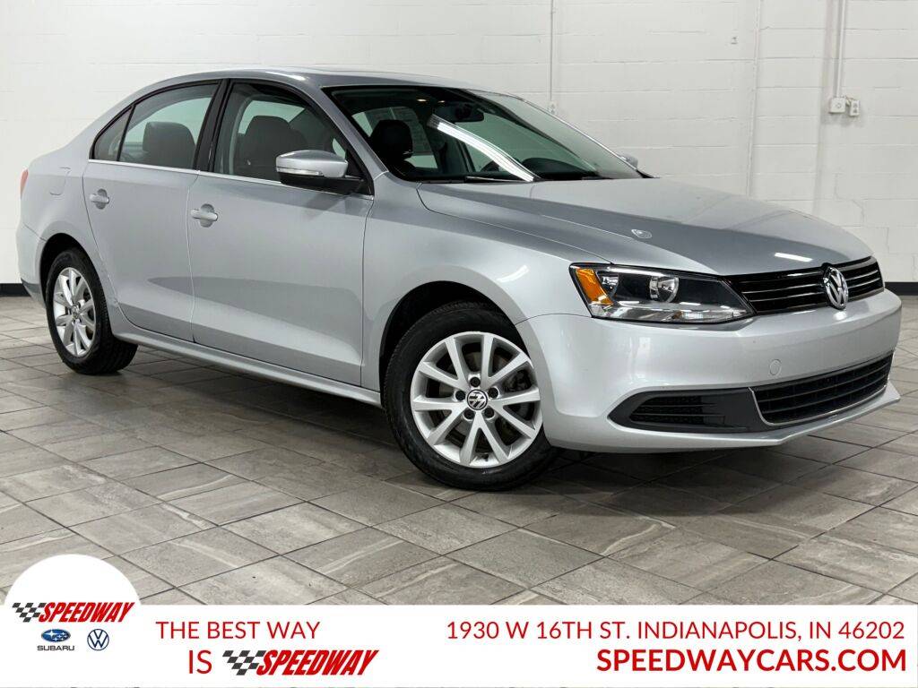 2013 Volkswagen Jetta SE — Sedan — 110,200 mi — Indianapolis, IN