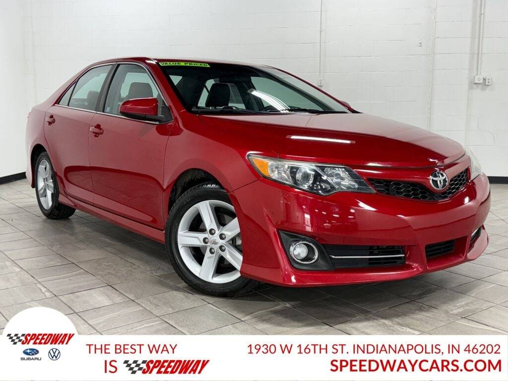 2014 Toyota Camry SE — Sedan — 136,559 mi — Indianapolis, IN