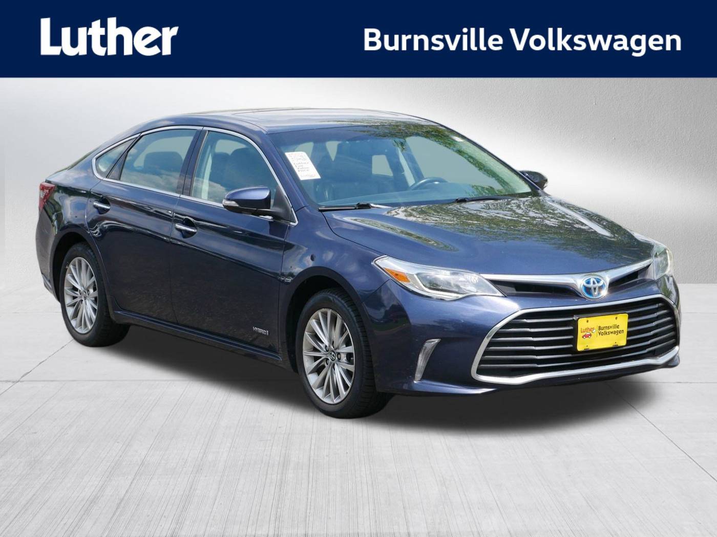 2016 Toyota Avalon Hybrid Limited — Sedan — 132,193 mi — Burnsville, MN