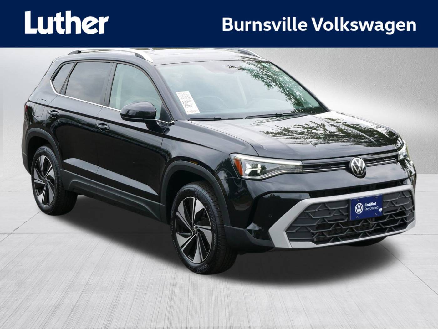 2025 Volkswagen Taos SE — SUV — 7,405 mi — Burnsville, MN