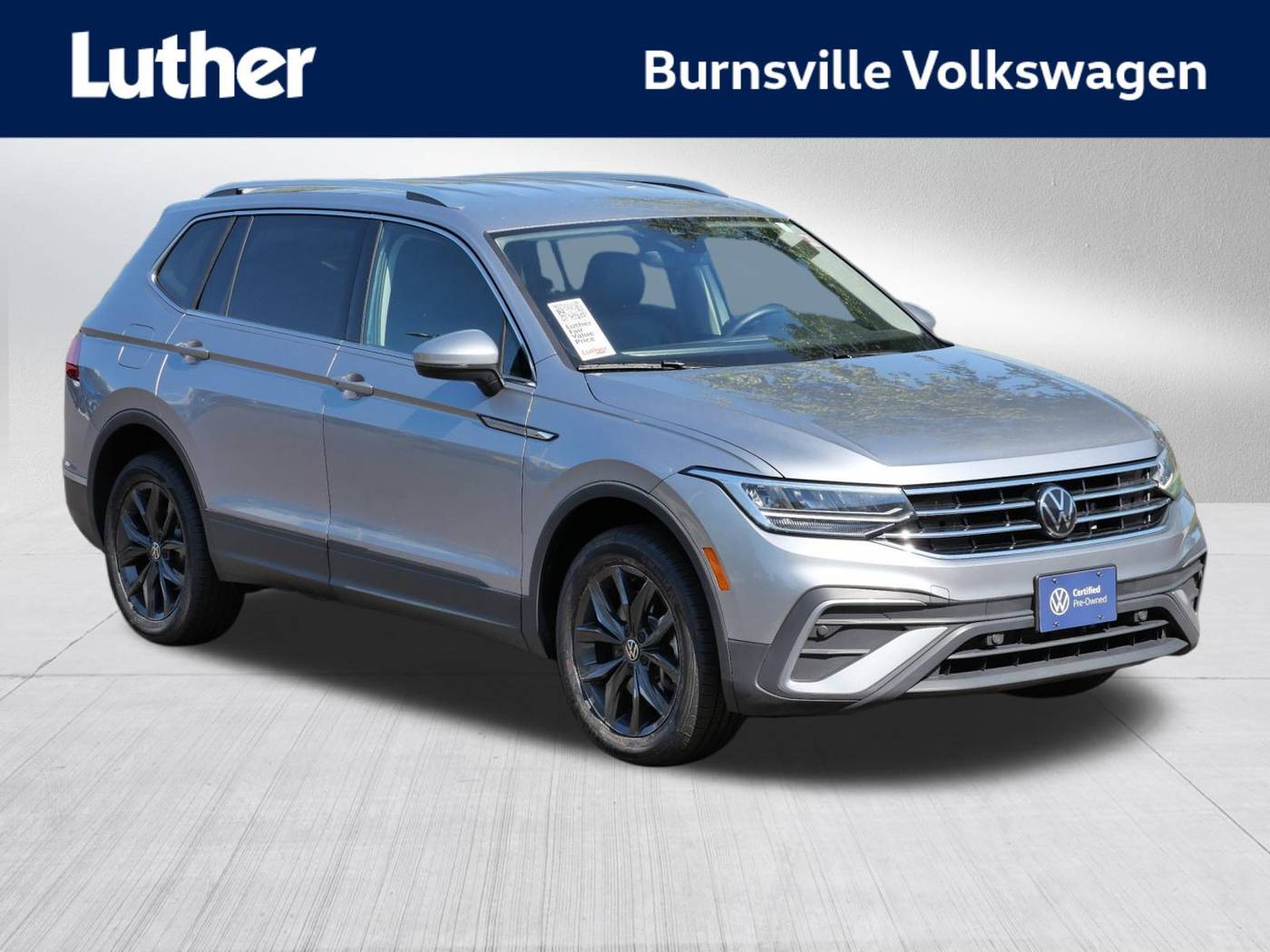 2024 Volkswagen Tiguan SE — SUV — 29,122 mi — Burnsville, MN