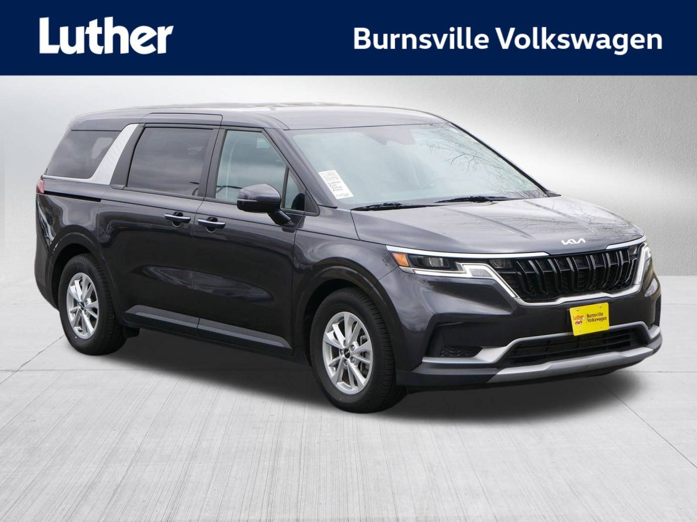 2024 Kia Carnival LXS — Minivan — 40,530 mi — Burnsville, MN