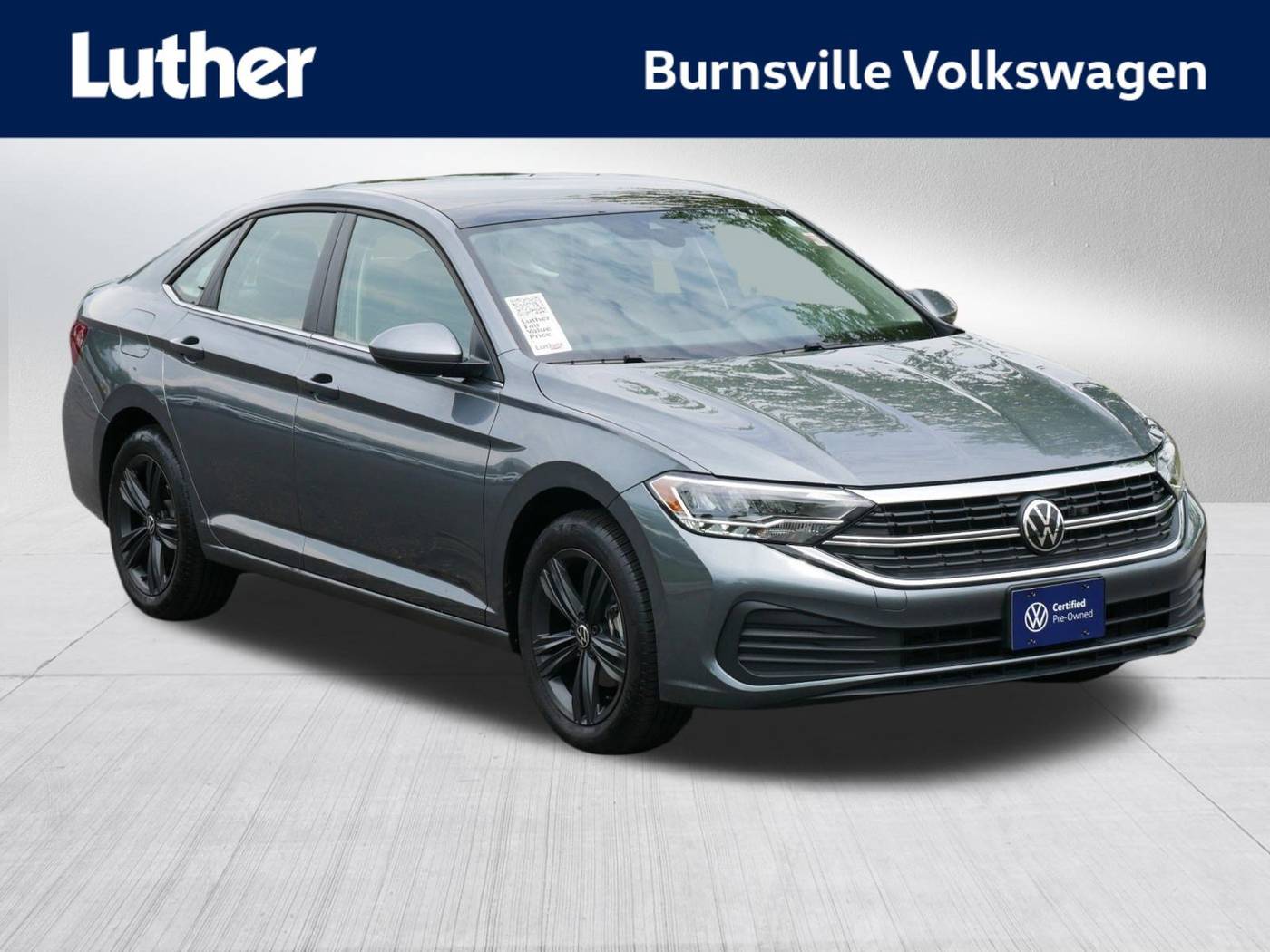 2024 Volkswagen Jetta SE — Sedan — 1,713 mi — Burnsville, MN