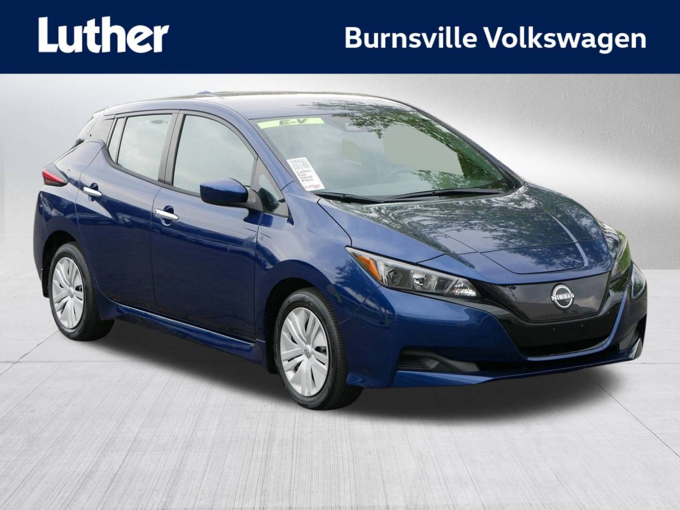 2023 Nissan LEAF S — Hatchback — 6,045 mi — Burnsville, MN