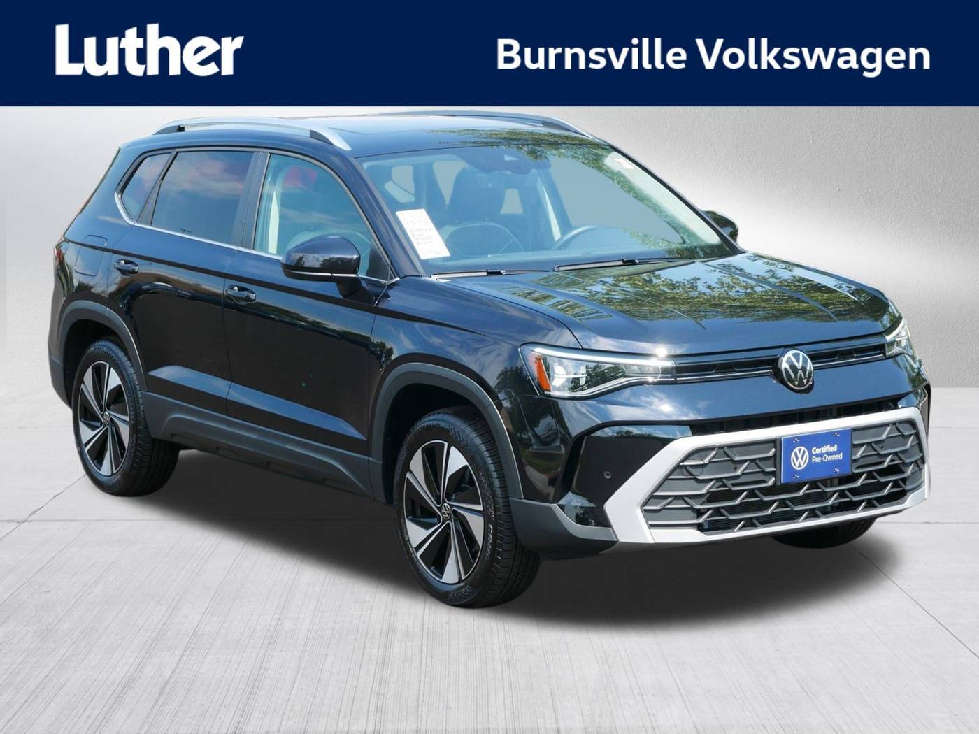 2025 Volkswagen Taos SE — SUV — 4,805 mi — Burnsville, MN
