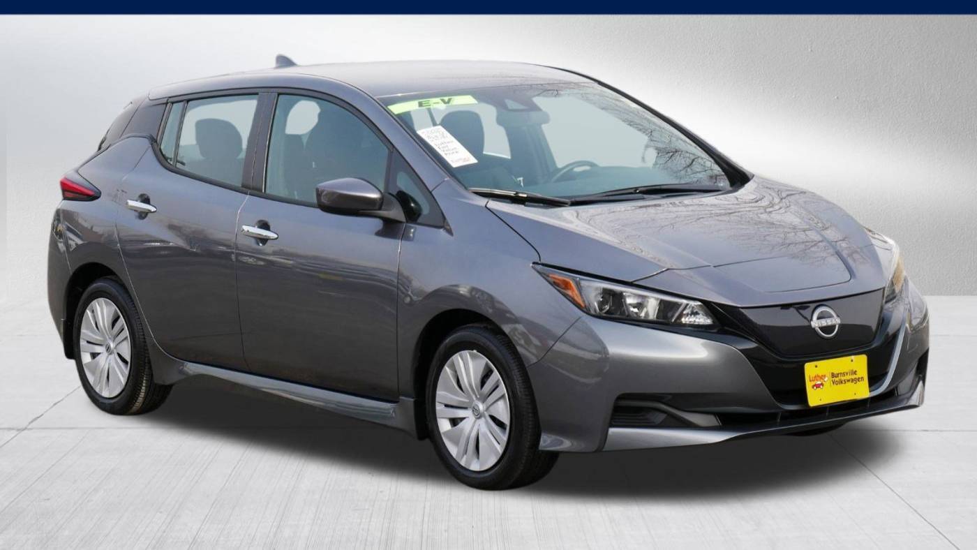2025 Nissan LEAF S — Hatchback — 1,007 mi — Burnsville, MN