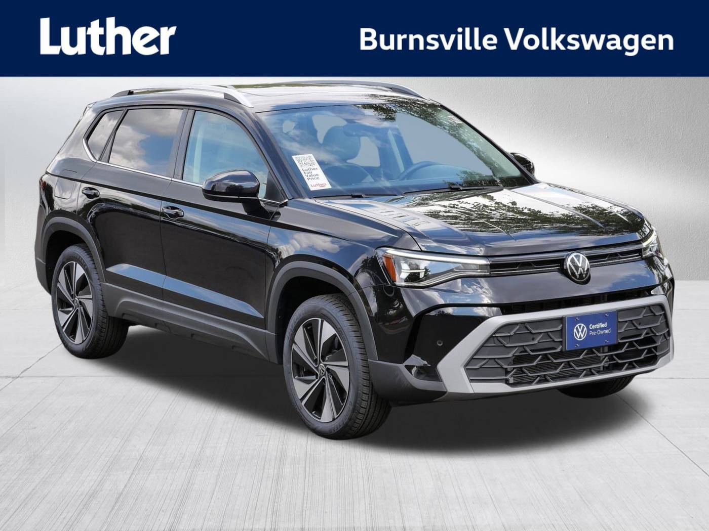 2025 Volkswagen Taos SE — SUV — 4,263 mi — Burnsville, MN