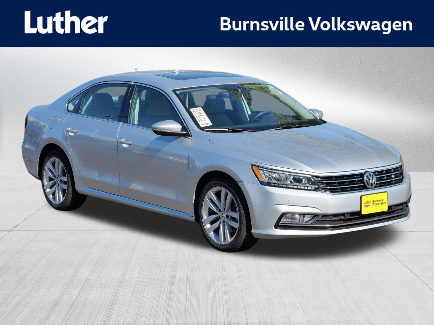 2018 Volkswagen Passat 2.0T SE — Sedan — 68,568 mi — Burnsville, MN