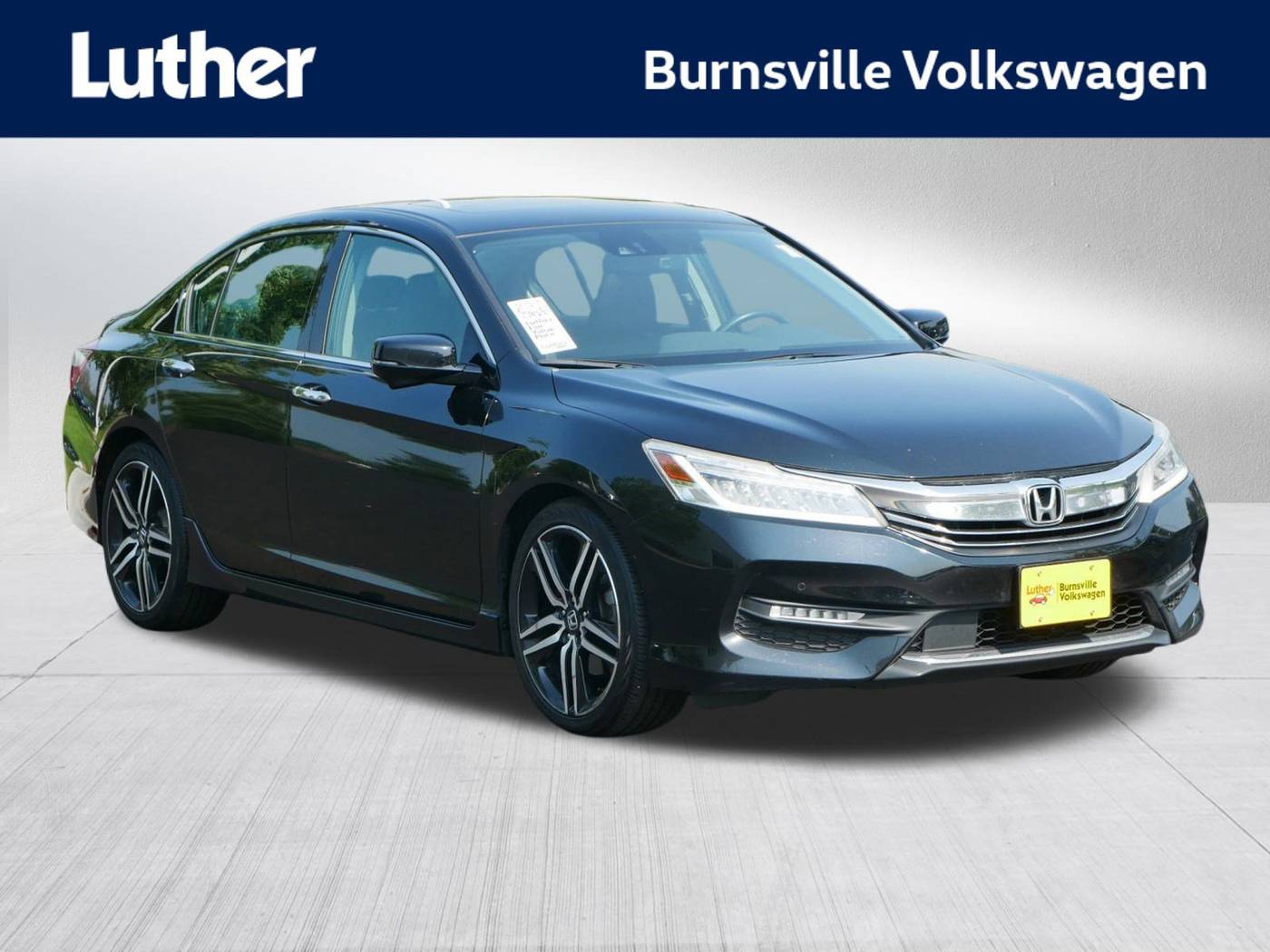 2017 Honda Accord Touring — Sedan — 102,172 mi — Burnsville, MN