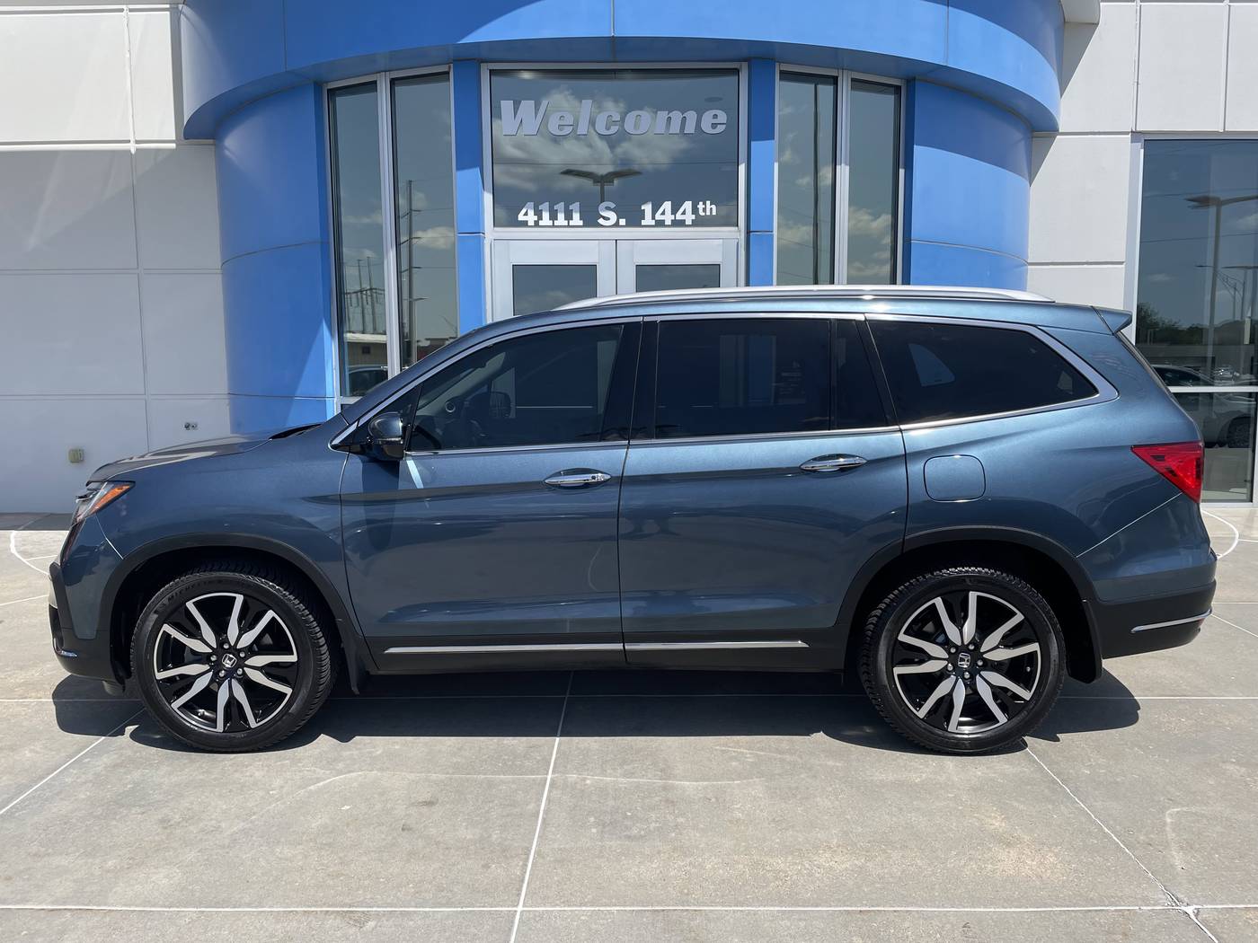 2021 Honda Pilot Touring — SUV — 22,956 mi — Omaha, NE