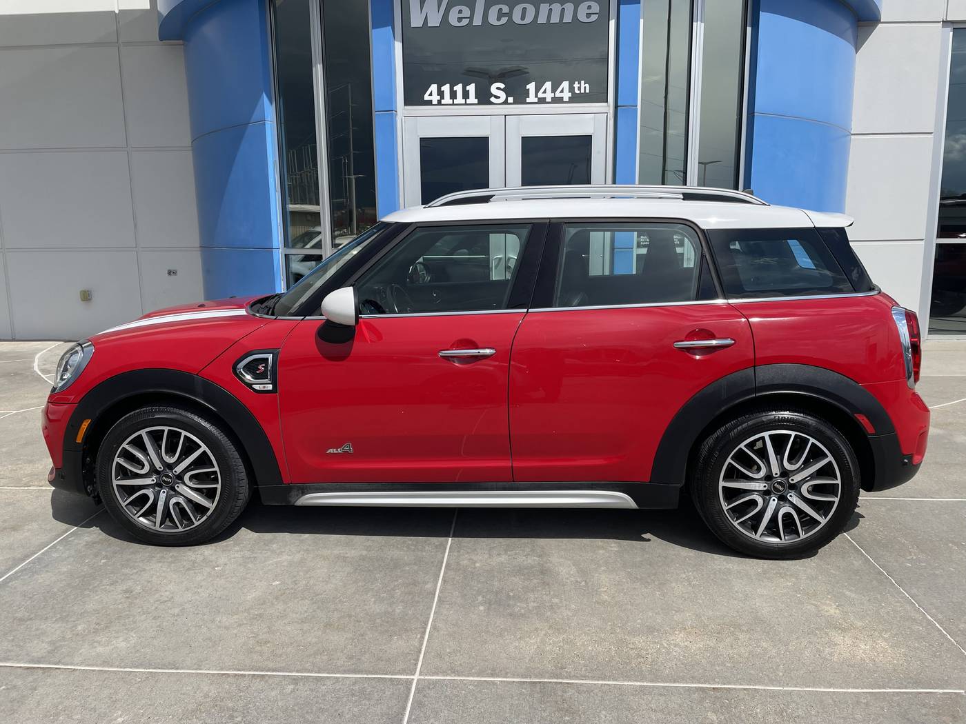 2018 MINI Countryman Cooper S — SUV — 61,198 mi — Omaha, NE