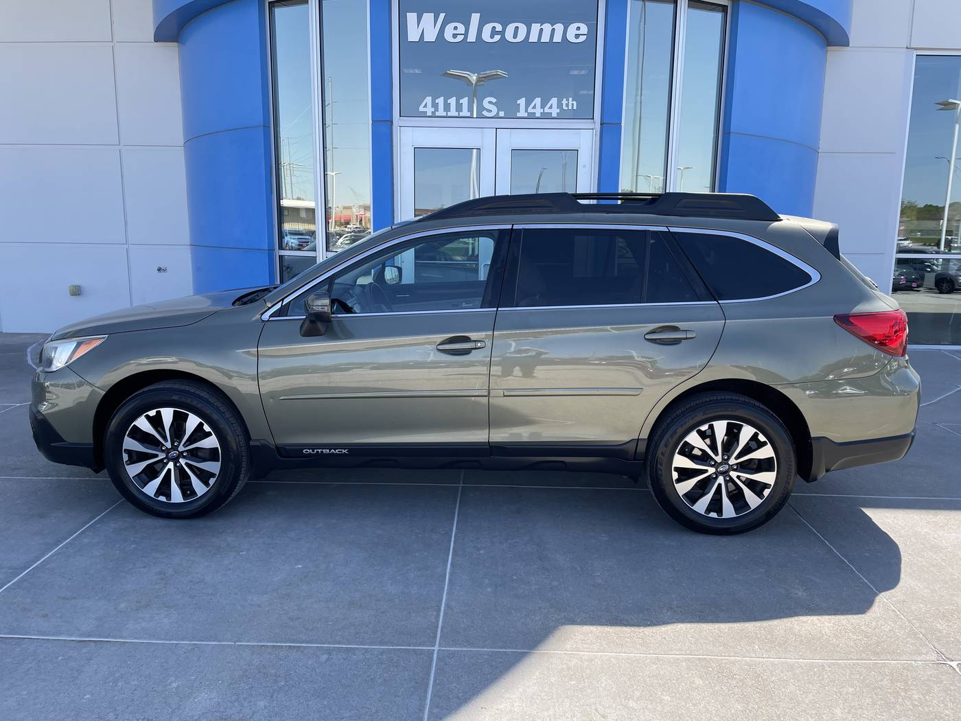 2016 Subaru Outback 2.5i Limited — SUV — 57,873 mi — Omaha, NE