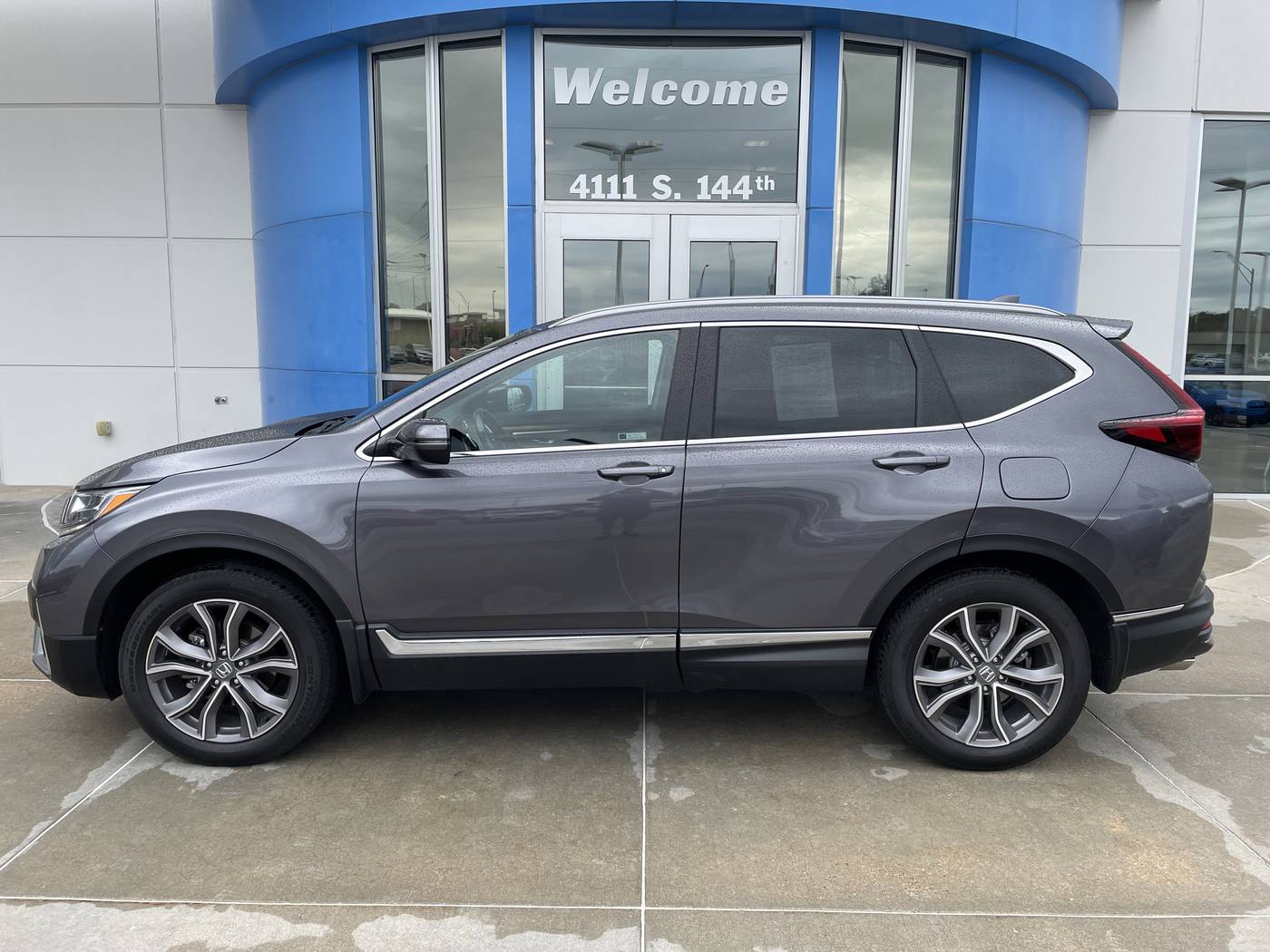 2022 Honda CR-V Touring — SUV — 27,600 mi — Omaha, NE