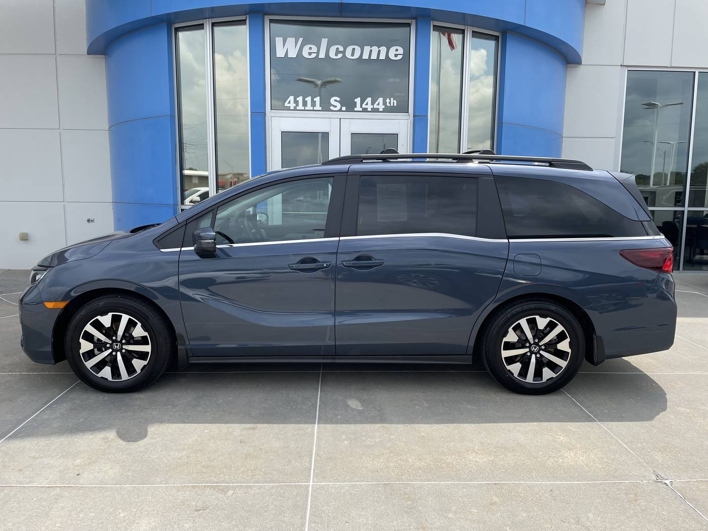 2025 Honda Odyssey EX-L — Minivan — 7,410 mi — Omaha, NE